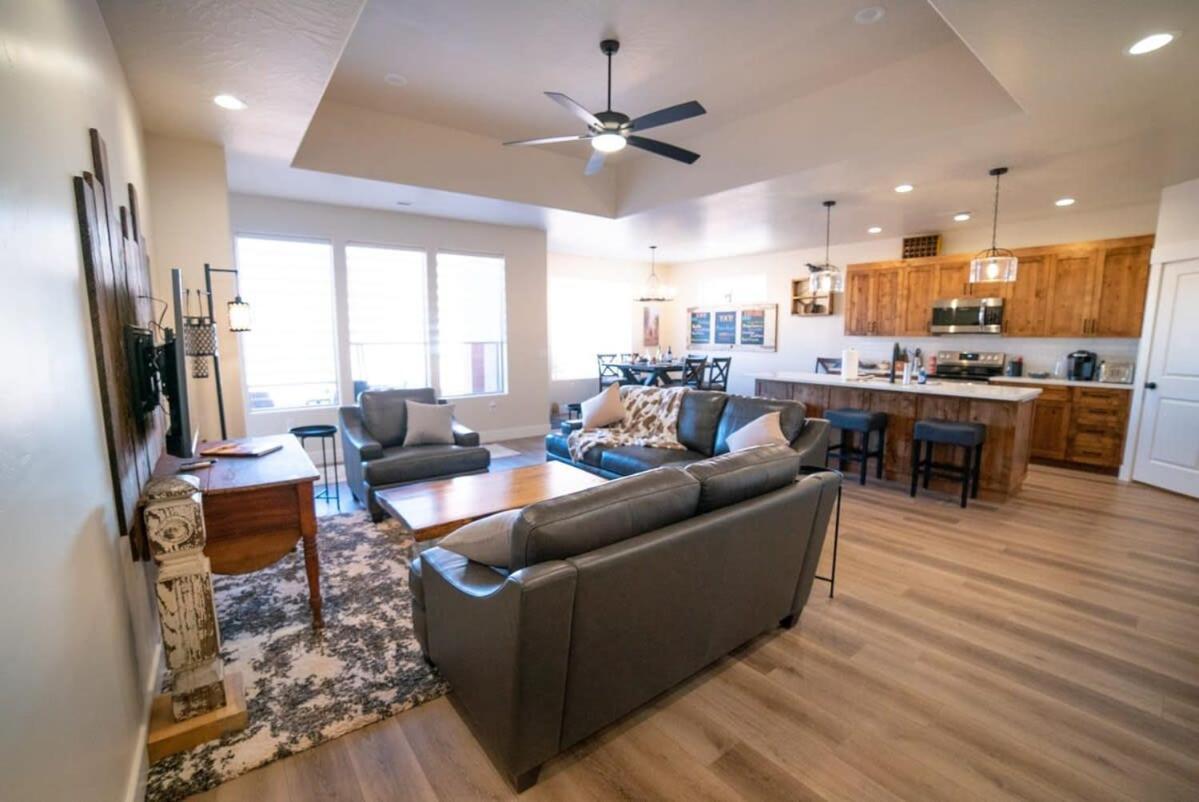 Red Canyon Bunkhouse At Kanab - New West Properties エクステリア 写真